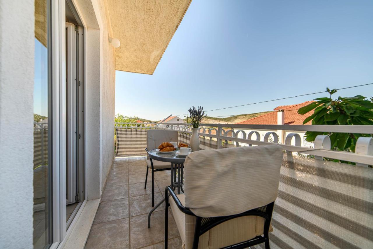 Apartments Kardum Šibenik Eksteriør bilde
