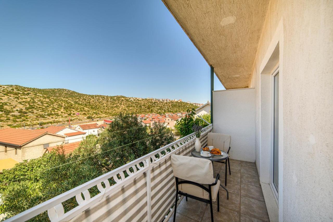 Apartments Kardum Šibenik Eksteriør bilde